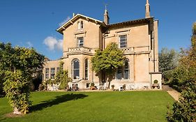 Apsley House Bed and Breakfast Bath Exterior photo