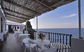 Hotel Villaggio Stromboli - Isola Di Estrómboli Exterior photo