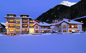 Boutique Hotel Montanara Ischgl Exterior photo