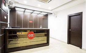 Oyo Rooms Near Cosmos Mall Siliguri Exterior photo