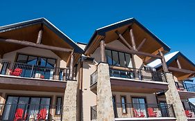 Apartamento Domaine Nymark Saint-Sauveur-des-Monts Exterior photo