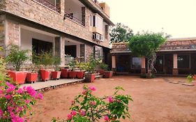Devra Udaipur Hotel Exterior photo
