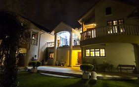 Hotel Aristo Manor Richards Bay Exterior photo