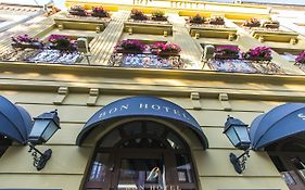 Bon Hotel Dnipro Exterior photo