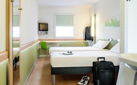 Hotel Ibis budget München Airport Erding Room photo