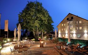 Alte Linde Landhotel & Restaurant Aalen Exterior photo