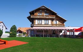 Hotel - Restaurant Le Manoir Vaulruz Exterior photo