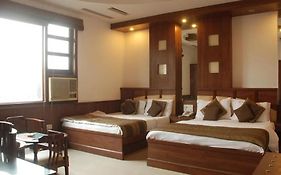 Hotel Baba Inn-By Rcg Hotels Nueva Delhi Exterior photo