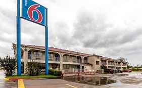 Motel 6 San Antonio, Tx - Frost Bank Center Exterior photo