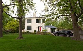 Historic Lyons House Bed and Breakfast Niagara-on-the-Lake Exterior photo