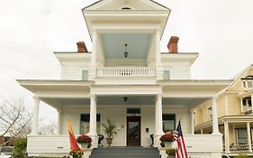 The Jarvis At 220 Bed and Breakfast New Bern Exterior photo