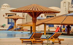 Aurora Beach Safari Resort Marsa Alam Exterior photo