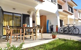 Surf House Peniche Albergue Baleal Exterior photo