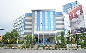 Hotel Brothers Biru Solo Baru Exterior photo