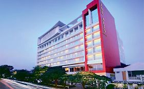 The Alts Hotel Palembang Exterior photo