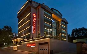 Hotel Ramada By Wyndham Bursa Cekirge Thermal & Spa Exterior photo