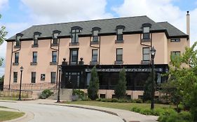 Saint Brendan'S Inn Green Bay Exterior photo