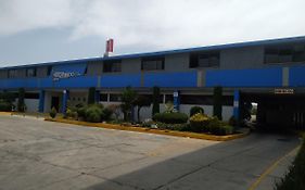 Hotel Aeropuerto Toluca Exterior photo