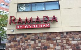 Ramada By Wyndham Bronx Terminal Hotel Nueva York Exterior photo