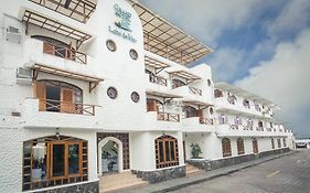 Grand Hotel Lobo De Mar Puerto Ayora  Exterior photo