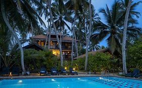 Hotel Seven Turtles Tangalle Exterior photo