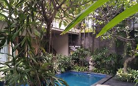 Jukung Guest House Sanur Exterior photo