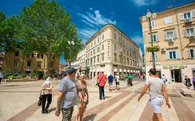 Hostel Kosy Rijeka Exterior photo