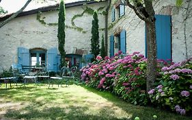 Les Huguets Bed and Breakfast Villeneuve-sur-Lot Exterior photo