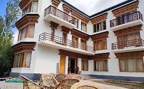 Hotel Shaolin Ladakh Leh Exterior photo