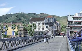 Hotel Les Deux Coteaux Tain-lʼHermitage Exterior photo