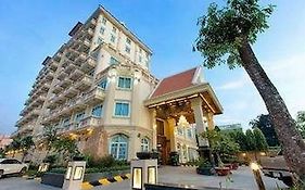 Classy Hotel Battambang Exterior photo