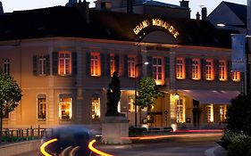 Hotel & Spa Le Grand Monarque, BW Premier Collection Chartres Exterior photo