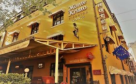 Boutique Hotel Monte Kristo Riga Exterior photo