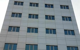 Golden Rose Luxury Suites Manama Exterior photo