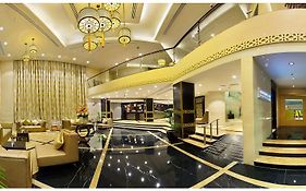 Lotus Grand Hotel Dubái Exterior photo