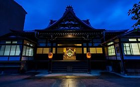 Temple Hotel Takayama Zenkoji Exterior photo