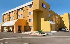 Comfort Inn & Suites Albuquerque Downtown Exterior photo