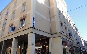 Hotel Les Arcades Ruan Exterior photo