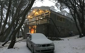 Amber Lodge Mt Buller - Hostel Mount Buller Exterior photo