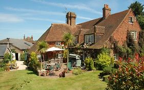 Clayton Wickham Farmhouse Bed and Breakfast Hurstpierpoint Exterior photo