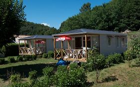 Hotel Camping Bonneval Jaujac Exterior photo