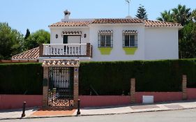 Casa Flora - Mijas Costa - Andalusië Bed and Breakfast Exterior photo