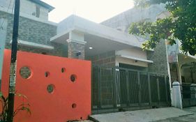 Homestay Bumi Asri III Cikutra Bandung Exterior photo