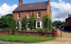 Winton House Bed and Breakfast Stratford-upon-Avon Exterior photo