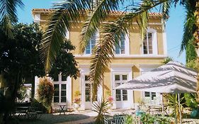 La Maison des Palmiers Bed and Breakfast Homps  Exterior photo