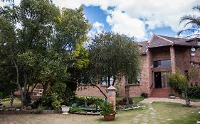 Jenny'S Guest House Grahamstown Exterior photo