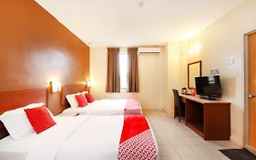 Super Oyo 447 Comfort Hotel Meru Klang Exterior photo