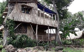 El Bamboo Cabins Apartamento Balgue Exterior photo