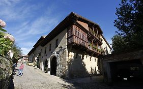 Hotel La Casa del Organista Santillana del Mar Exterior photo