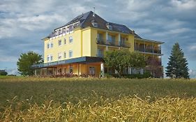 Hotel Perekop Berdorf Exterior photo